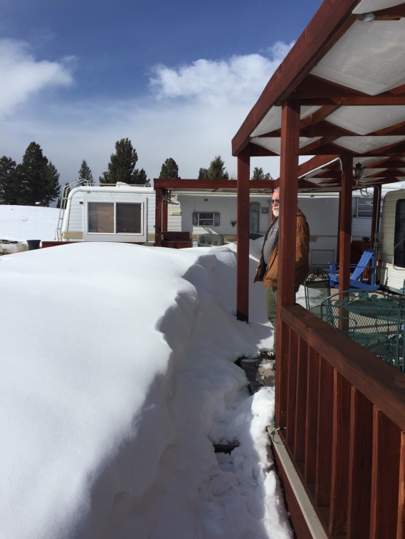 The Hummer April 2017_snow2